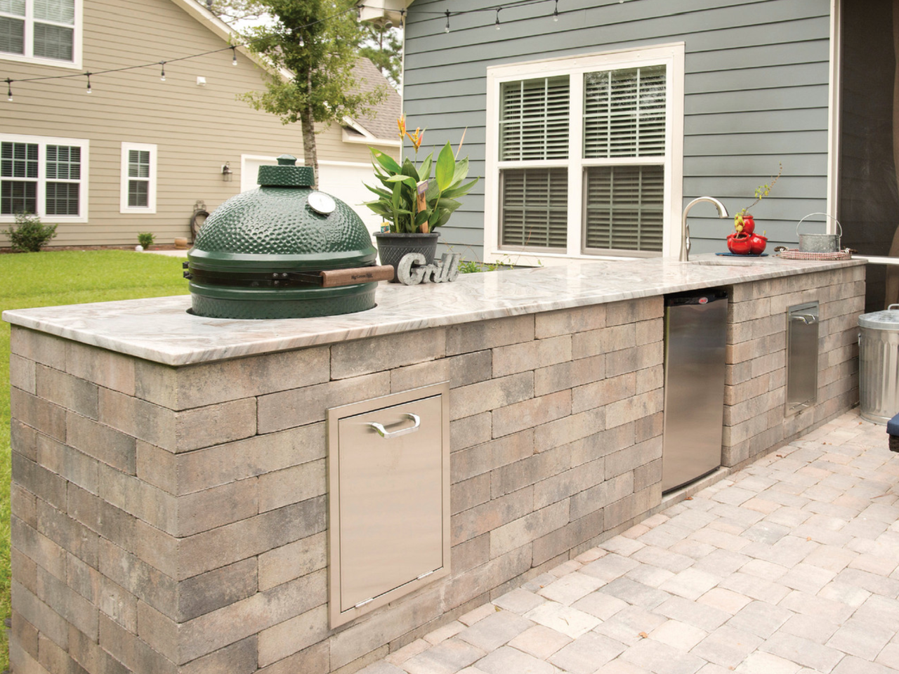 Outdoor Kitchen Design & Build Services